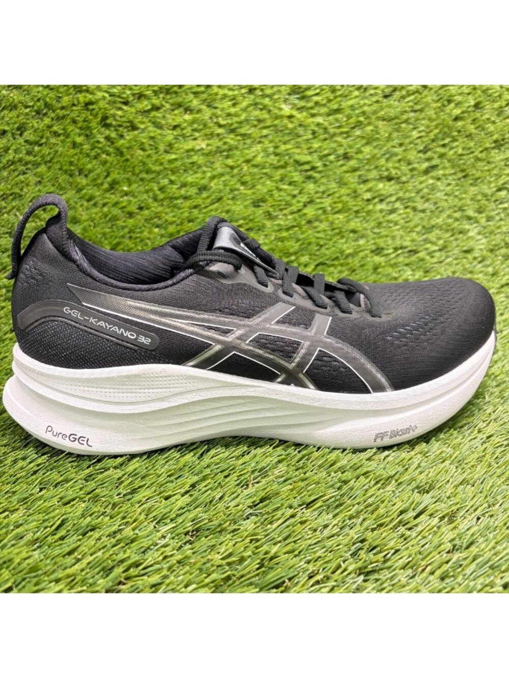 Asics Gel-Kayano 32 Womens Size 10D Black White Athletic Running Shoes Sneakers